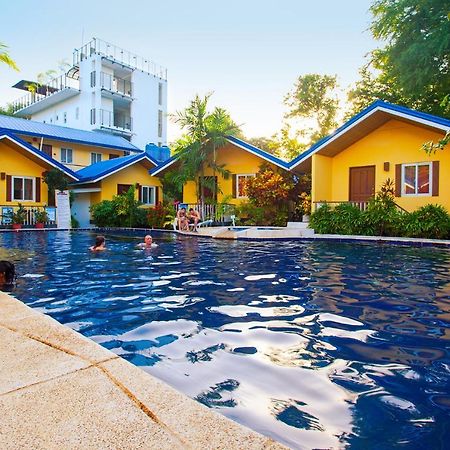 Blue Lagoon Inn & Suites Puerto Princesa Esterno foto