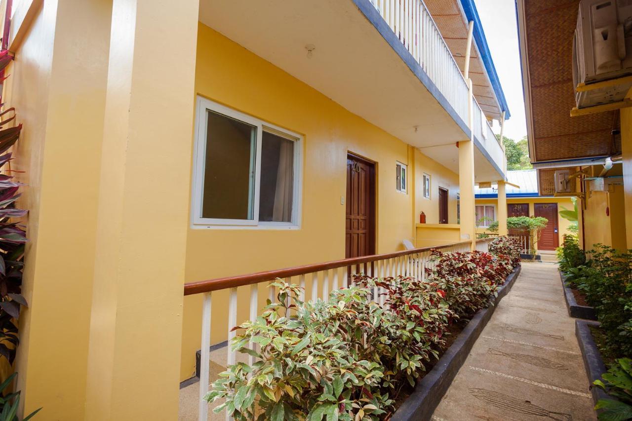 Blue Lagoon Inn & Suites Puerto Princesa Esterno foto